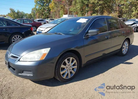 2007 Honda Accord 3.0 Ex z USA, uszkodzony, nr VIN 1HGCM66537A015119